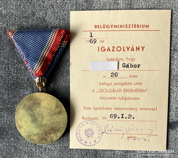 Service merit medal after 20 years, award with certificate of wearing