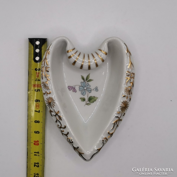 Zsolnay szív alakú gyűrűtartó
