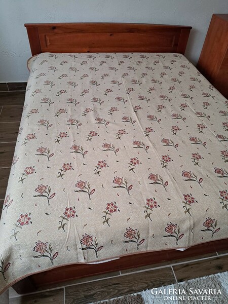 Beautiful floral bedspread blanket tablecloth tablecloth nostalgia piece