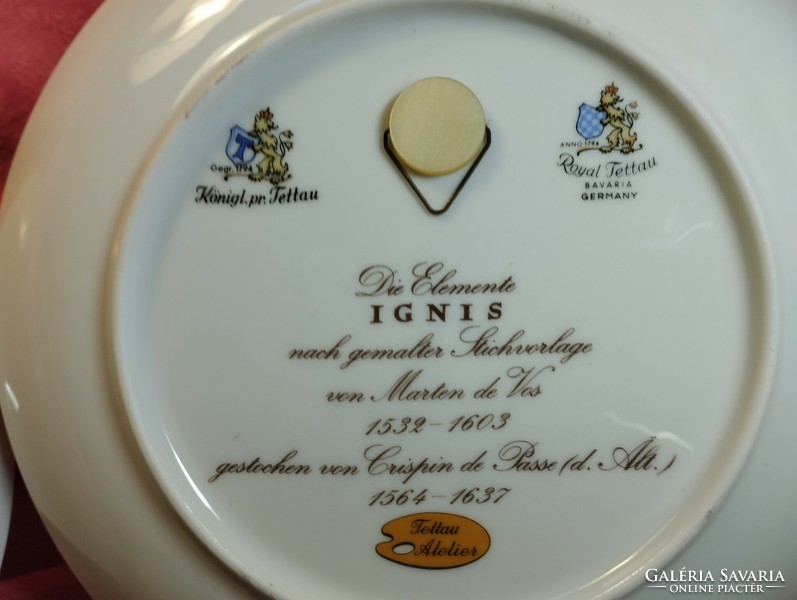 Arany porcelán Royal Tettau Bavaria dísztányér sorozat,3+1 db.