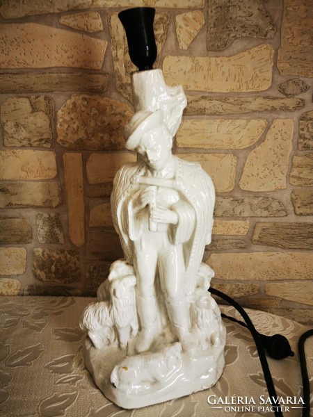 Ősi Blazsek László furulyázó juhász kerámia szobor lampa