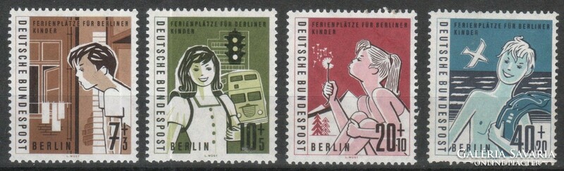 Postal cleaner berlin 777 mi 193-196 EUR 2.80