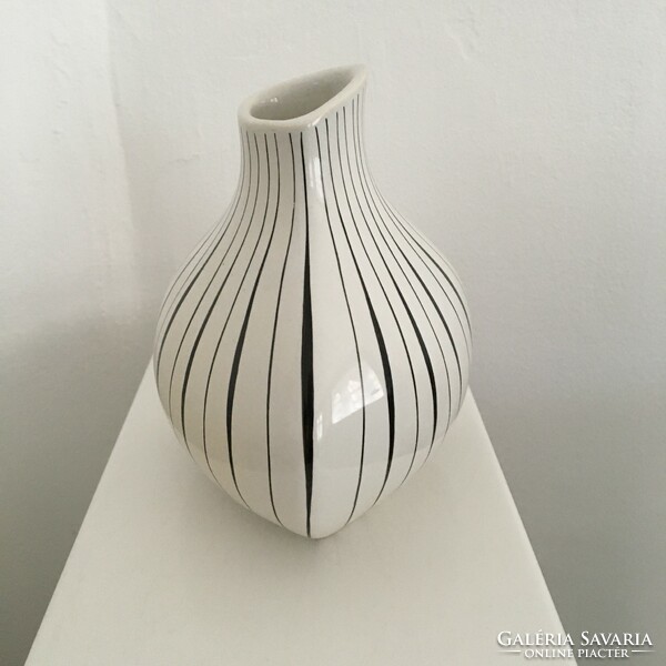 Budapest porcelain vase