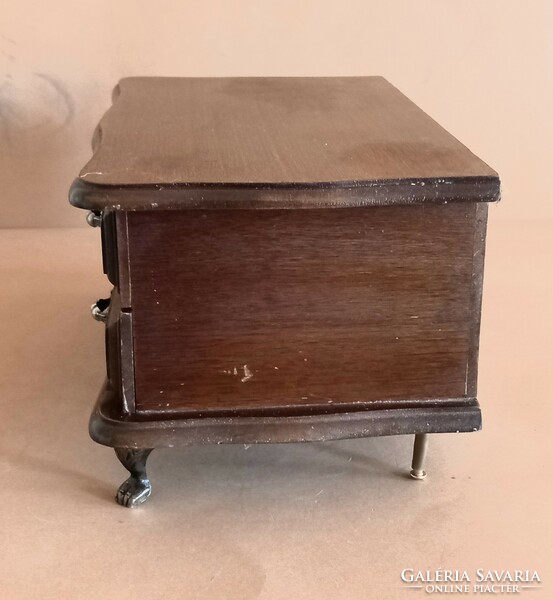 Wooden jewelry box negotiable neo-baroque lion feet