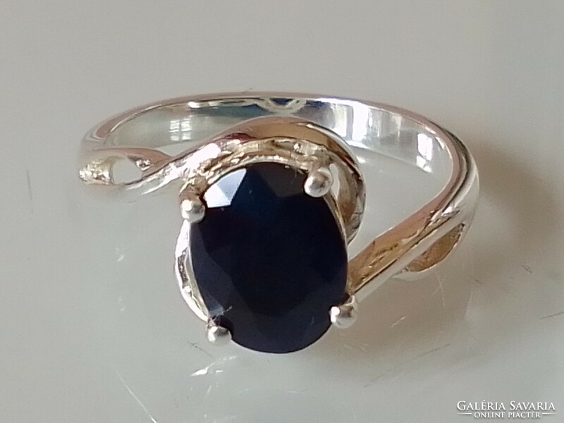 Sapphire rhodium-plated silver ring is a wonderful piece of jewelry with a clean style!
