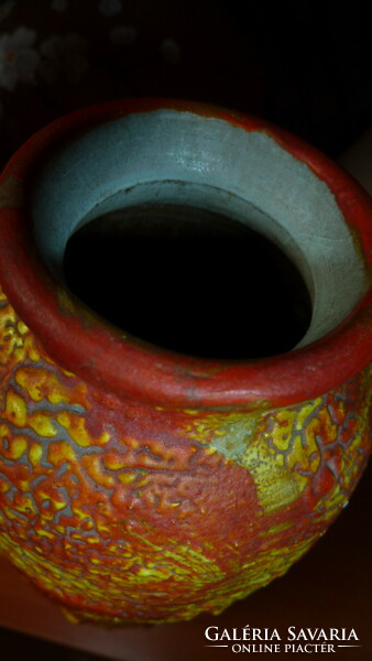 Retro kerámia váza, rücskös narancsszín,  25 cm magas
