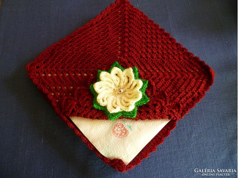 Crochet napkin holder