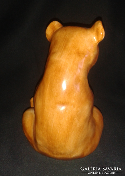 Bear pottery from Bodrogkeresztúr (figurine statue)