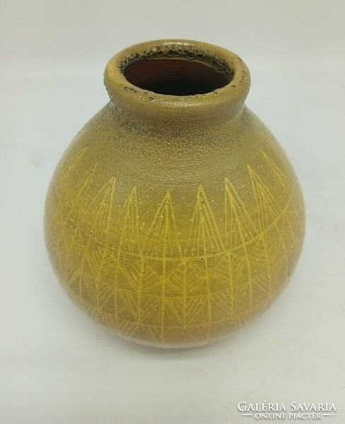 17 cm retro váza, sárga kerámia