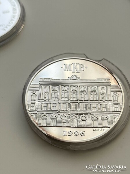 Ferenc Lebó (1960-) 1996. 'Mkb (Hungarian foreign trade bank) rt.' Ag commemorative medal in capsule