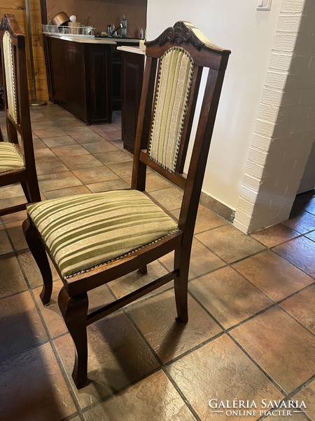 8 refurbished antique chairs, ready to use in good condition