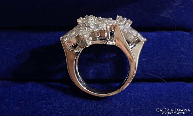 Virágos ezüst gyűrű