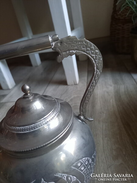 Old pewter teapot with dragon ears (20.5x19.5x12.5 cm)