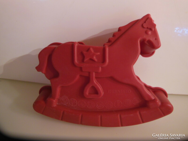 Bakeware - new - rocking horse - 18 x 15 x 4 cm - German - silicone