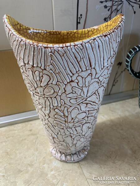 Gorka Géza váza
