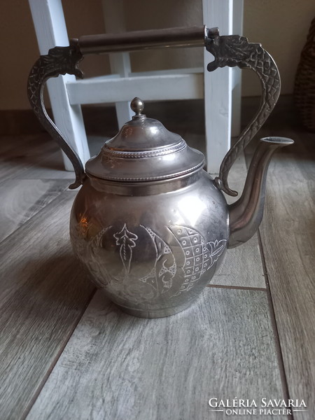 Old pewter teapot with dragon ears (20.5x19.5x12.5 cm)