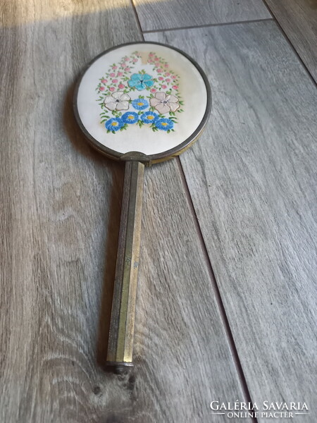 Luxurious old hand mirror with copper frame (30.5x12.5 cm)