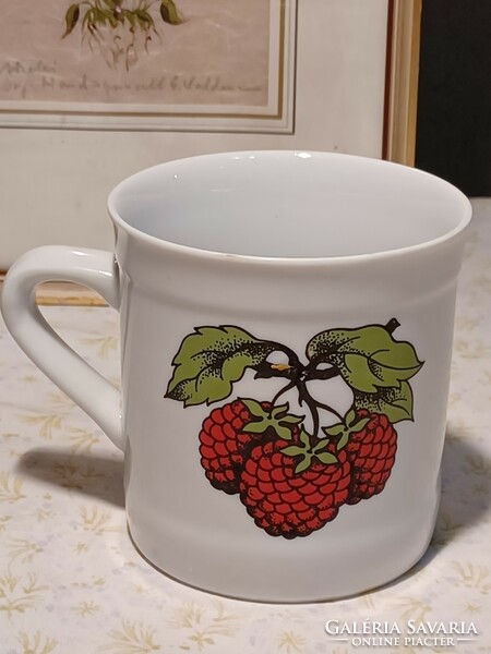 Porcelain tea mug with raspberry pattern -marked