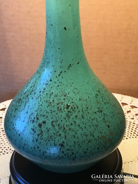 Ceramic table lamp