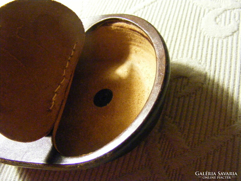 Genuine leather buckle money holder with hanger