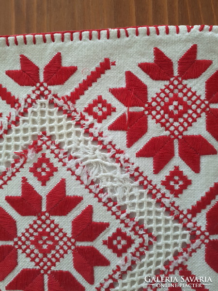 Kalotaszeg cut embroidered pillowcase
