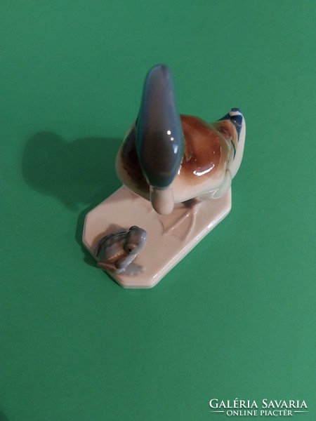 Royal Dux Békával játszó kacsa