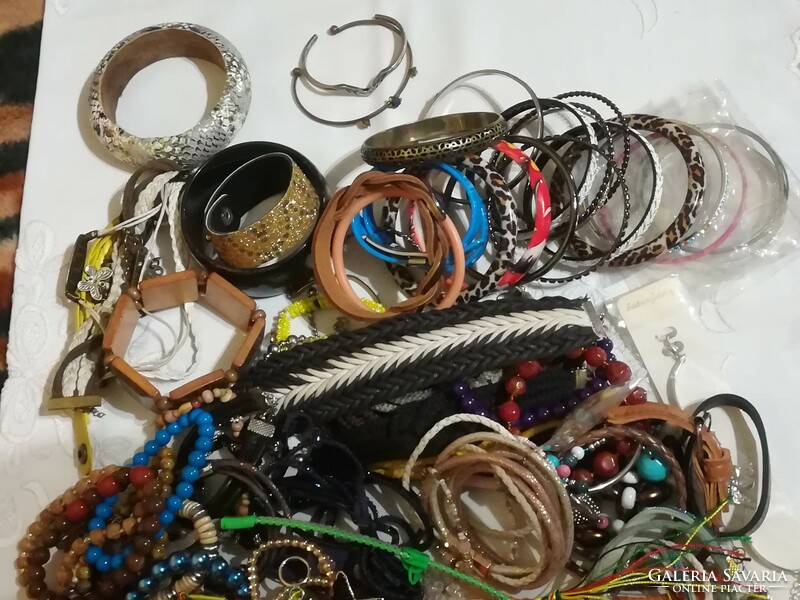 Bracelet package, 120 bijou bracelets, bracelets, bangles.
