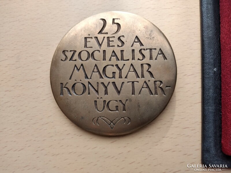 1949-1974 Magyar Könyvtárügy plakett