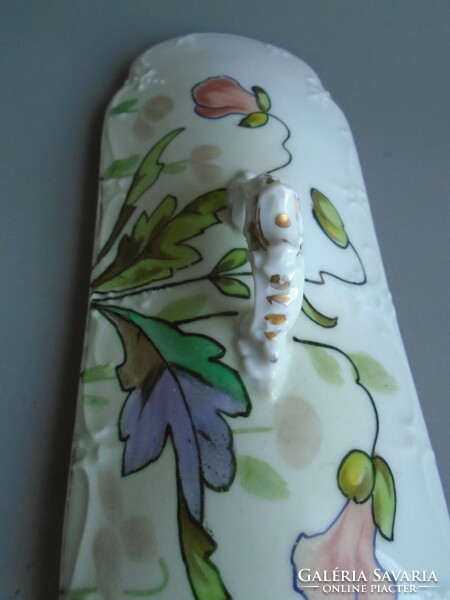 Hand-painted, poppies art nouveau toothbrush holder top.