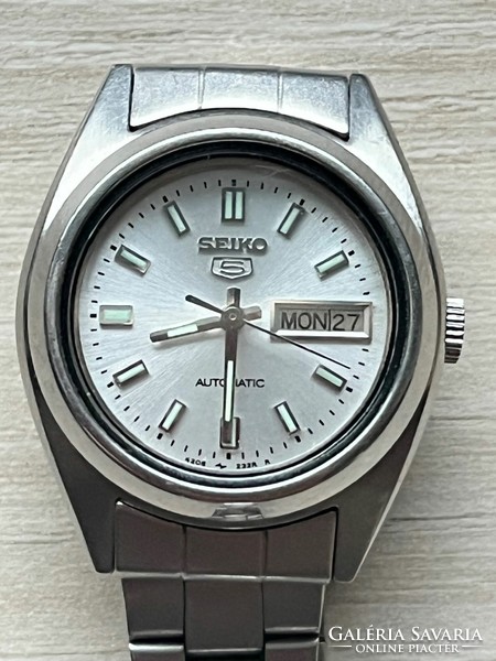 Seiko 5 automatic women's watch