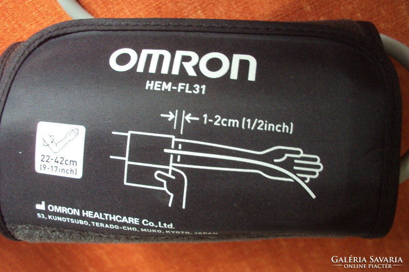 Original packaging, omron m3 comfort cuff blood pressure monitor, including all accessories.