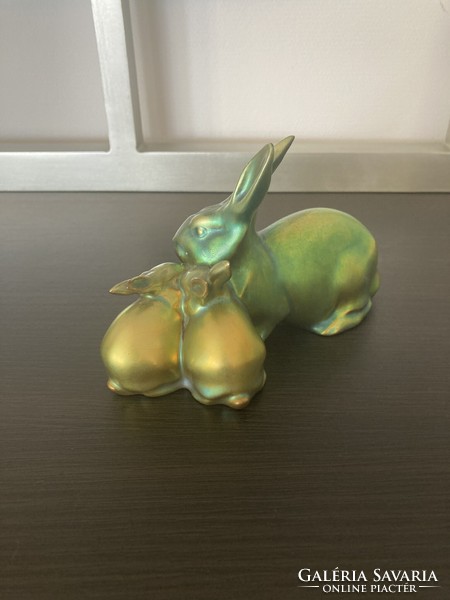 Zsolnay eozin rabbit, bunny family design by András Sinkó
