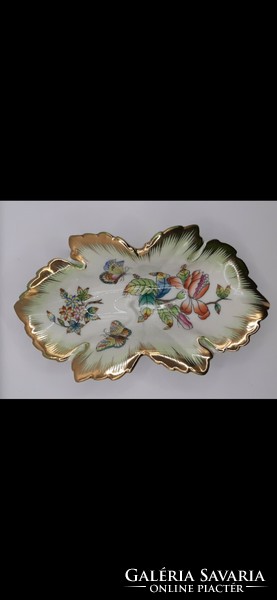Herend victoria pattern, grape leaf porcelain bowl