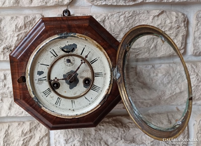 Antique wall clock 8-angled ship's clock captain's clock. Art Nouveau. Junghans