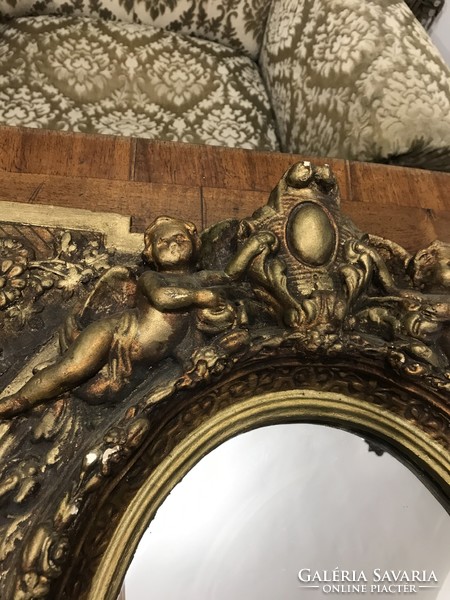 Baroque mirror with hinges