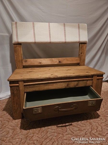 Individual horse, bench, suitcase with drawer