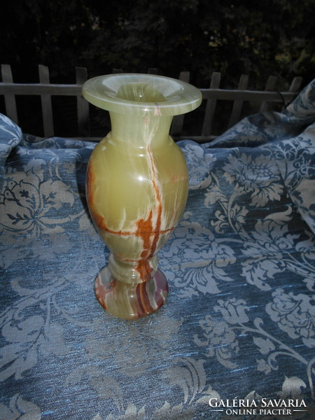 Agate polished heavy vase - beautiful piece of craftsmanship 19.5 cm