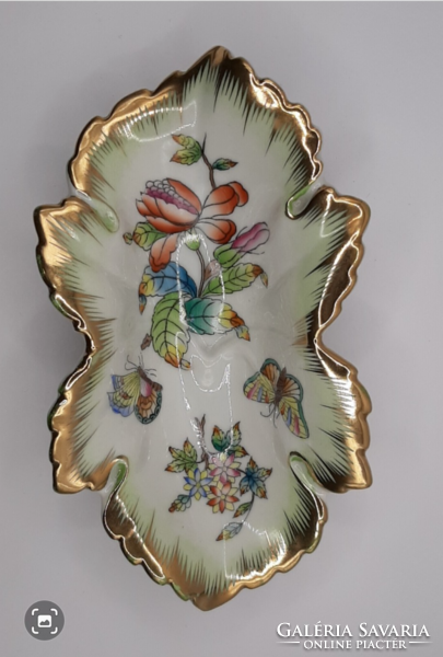 Herend victoria pattern, grape leaf porcelain bowl