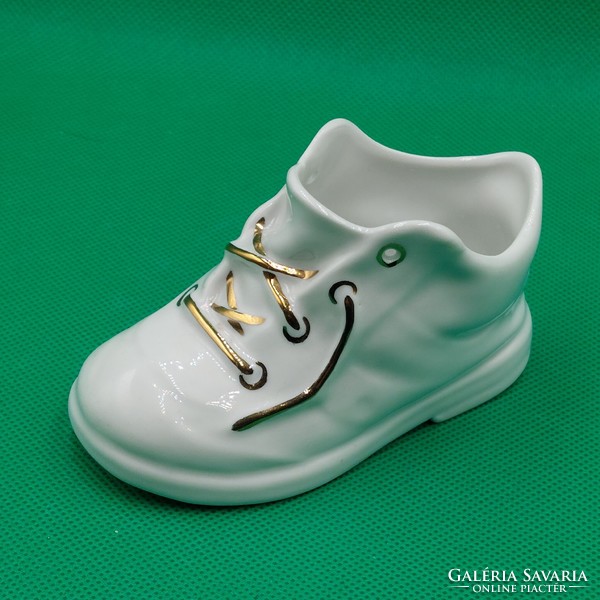 Retro aquincum porcelain shoes