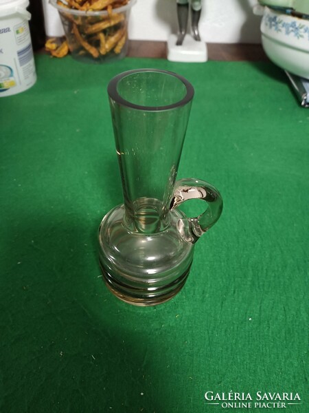 Vastag régi üveg váza.