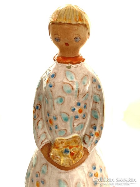 Berkovits Anna (1911-1986): kerámia lány, különleges mázzal, jelzett, 21 cm magas - gyűjtői állapot