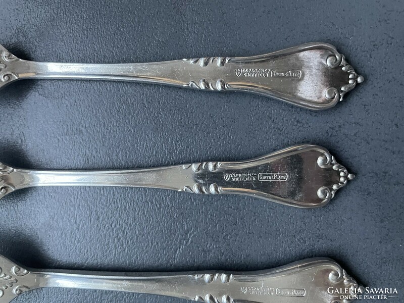 Old silver-plated forks with beautiful heads - 5 pcs