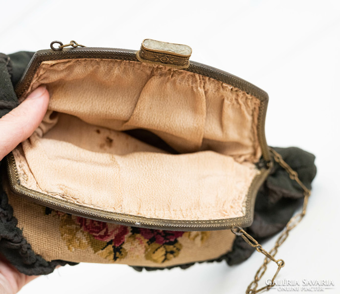 Gobelinnel díszített alkalmi táska, erszény - fácán és rózsa mintával - hímzett retikül