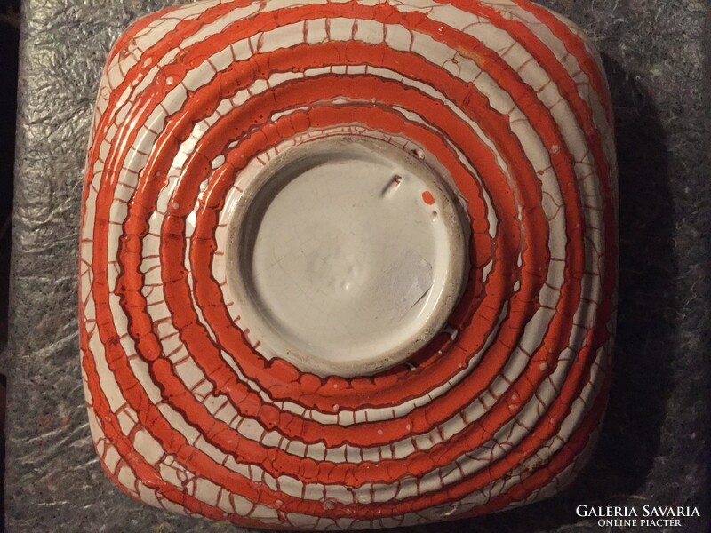 Szögletes,visszahajló peremű kerámia falitál III.,Gorka Géza munkája,ceramic bowl to the wall (76)