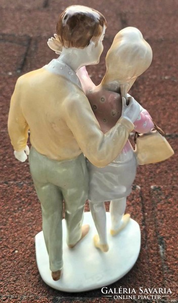 Unterweissbach szerelmes pár porcelán figura