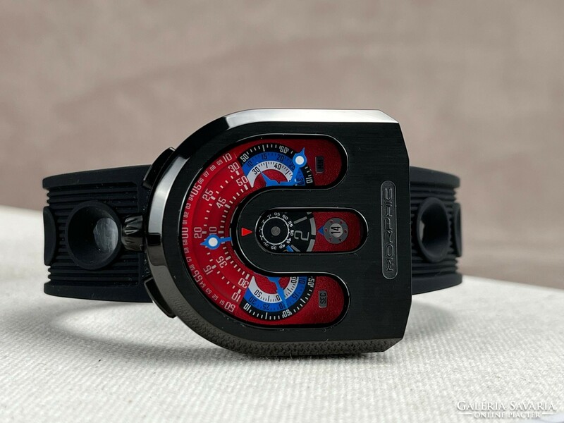 Morphic is a beautiful never-used chronograph with a special shape and color scheme