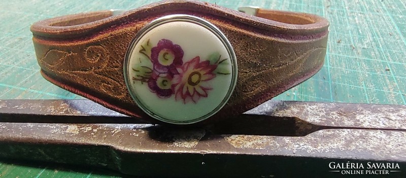 Unique women's bracelet, decorated with Hólloháza porcelain, from a craftsman!