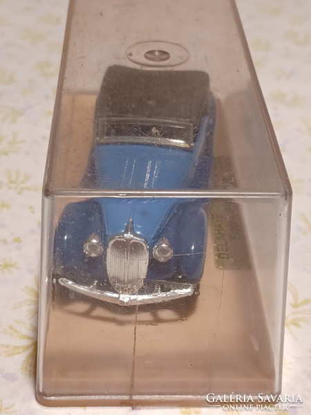 DELAHAYE 135 M-1939 FIGONI FALASCHI MODELL AUTÓ DOBOZÁBAN