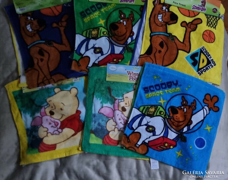 Scooby doo and winnie the pooh disney towel new