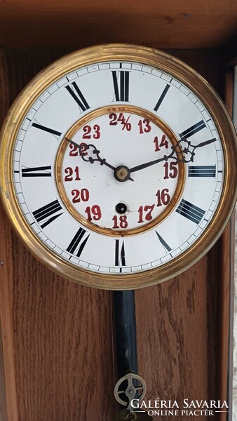 Antik 1 súlyos fali óra Gustav Becker működik szèp állapot.